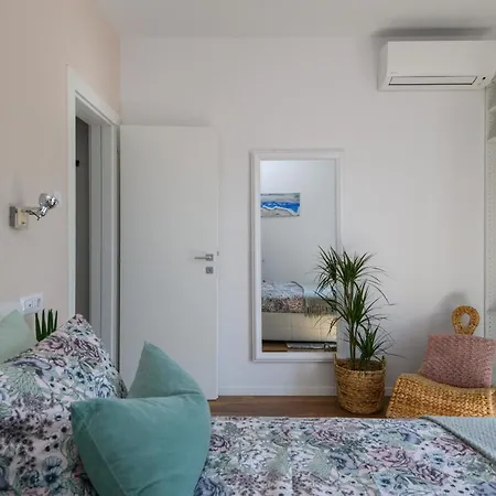 Sunny Getaway Apartman *