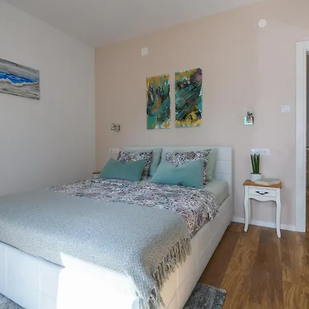 Apartment Sunny Getaway